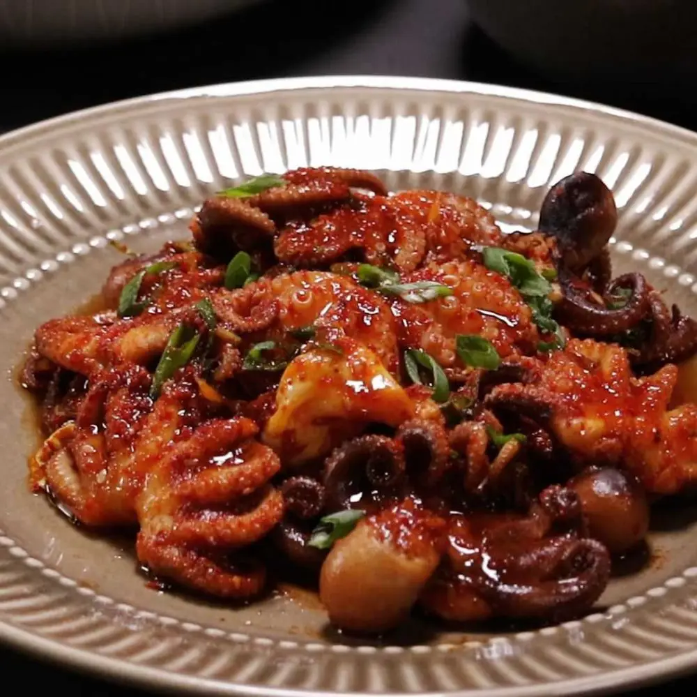 gurita pedas ala Korea jjukkumi